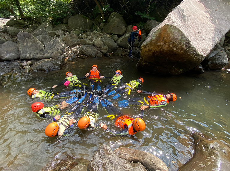 石門國中溯溪體驗 石門國中溯溪體驗