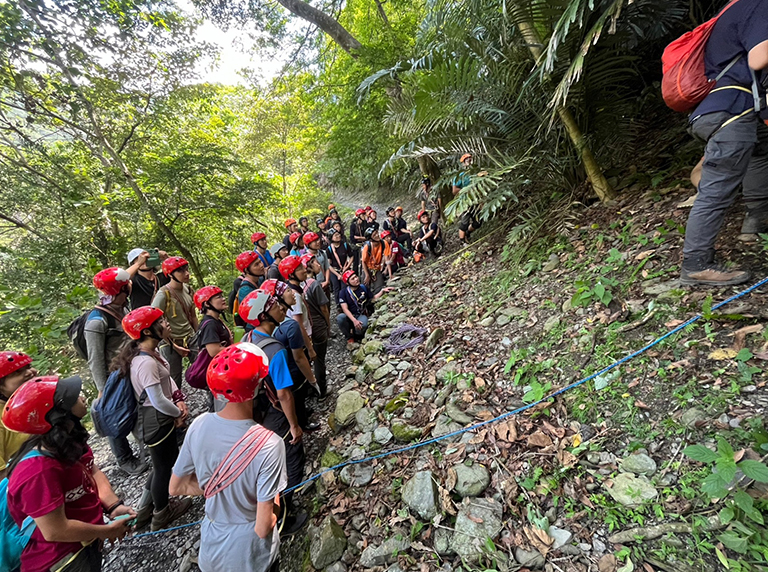 照片說明文字 照片說明文字